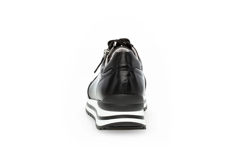 Baskets noires en cuir lisse