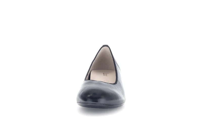 Escarpins noirs en cuir lisse