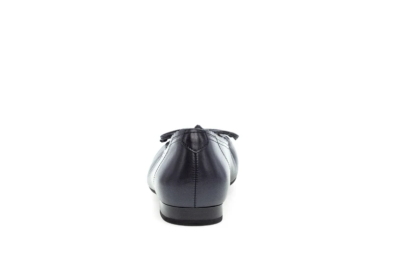 Ballerines bleues en cuir lisse