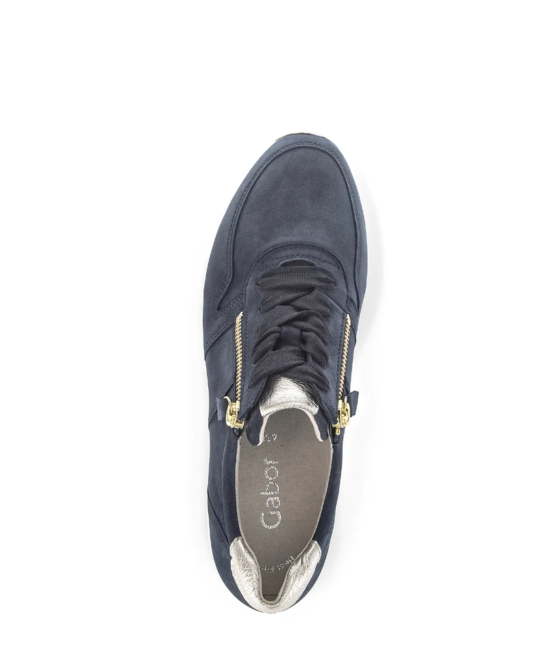 Baskets bleues en cuir nubuck