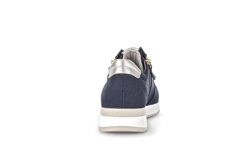 Baskets bleues en cuir nubuck