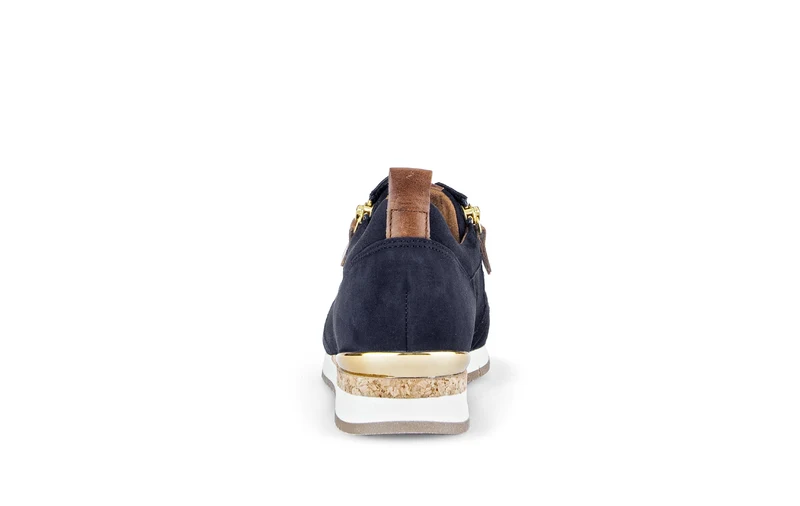 Baskets bleues en cuir velours