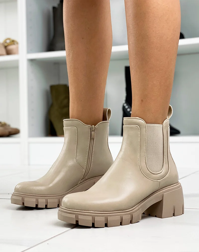 Bottines beiges inspiration chelsea à petit talon