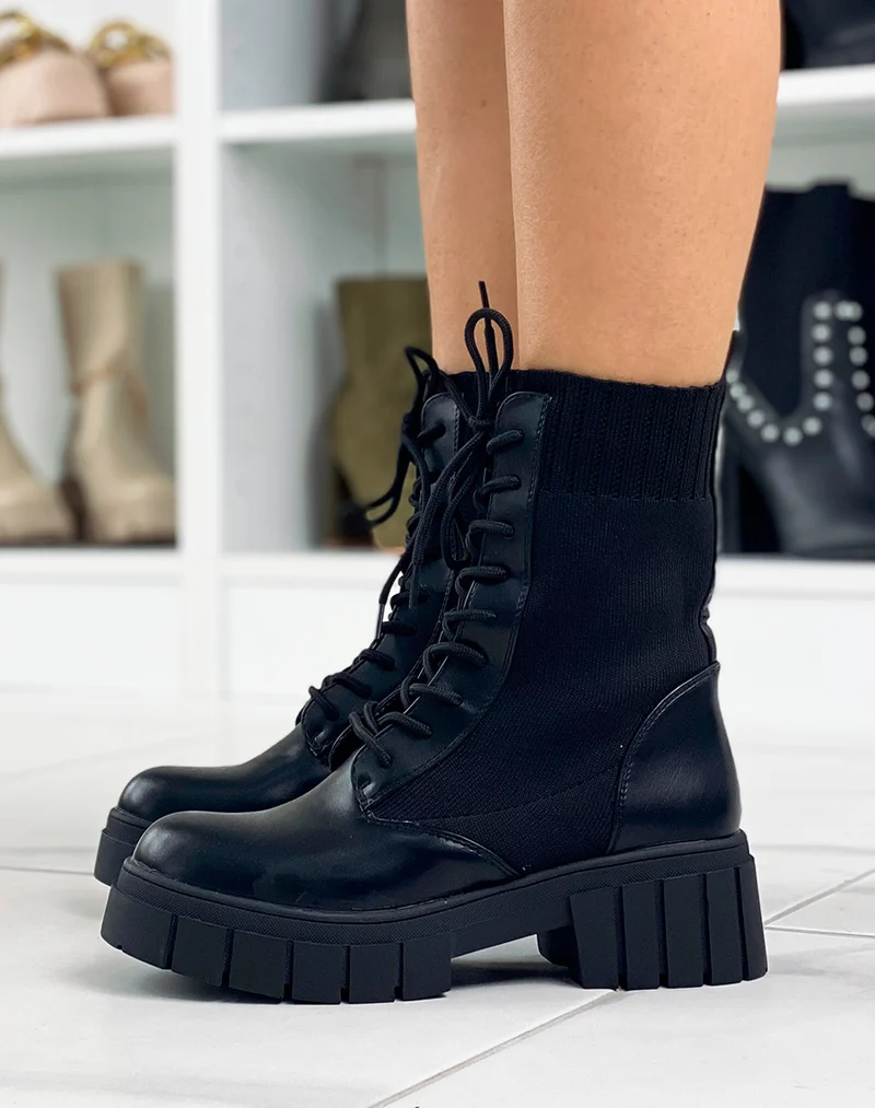 Bottines noires montantes effet chaussette à semelle talonnée