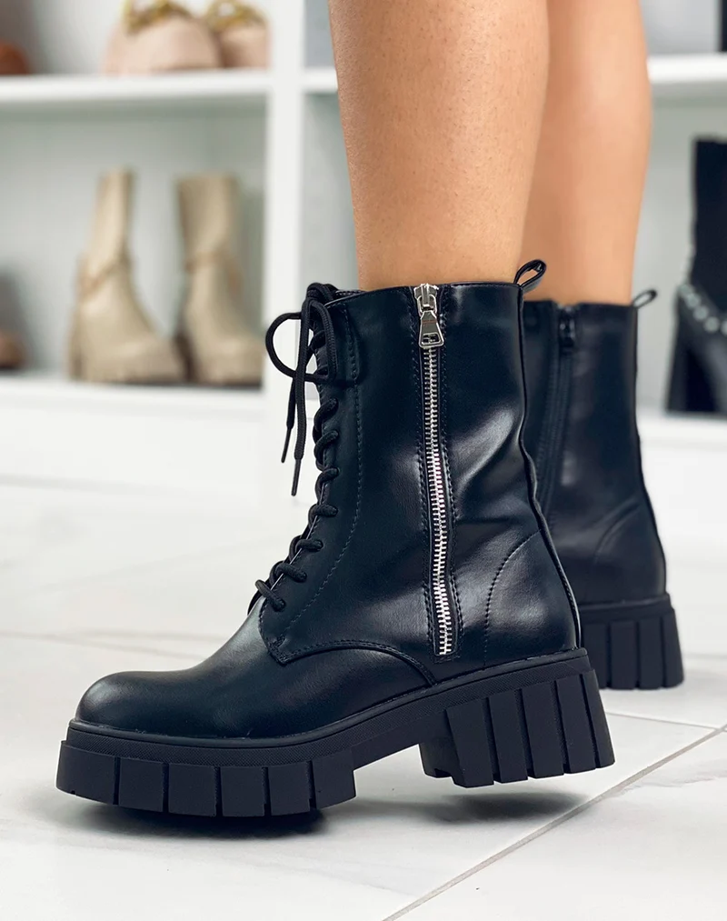 Bottines montantes noires zipées talonnées