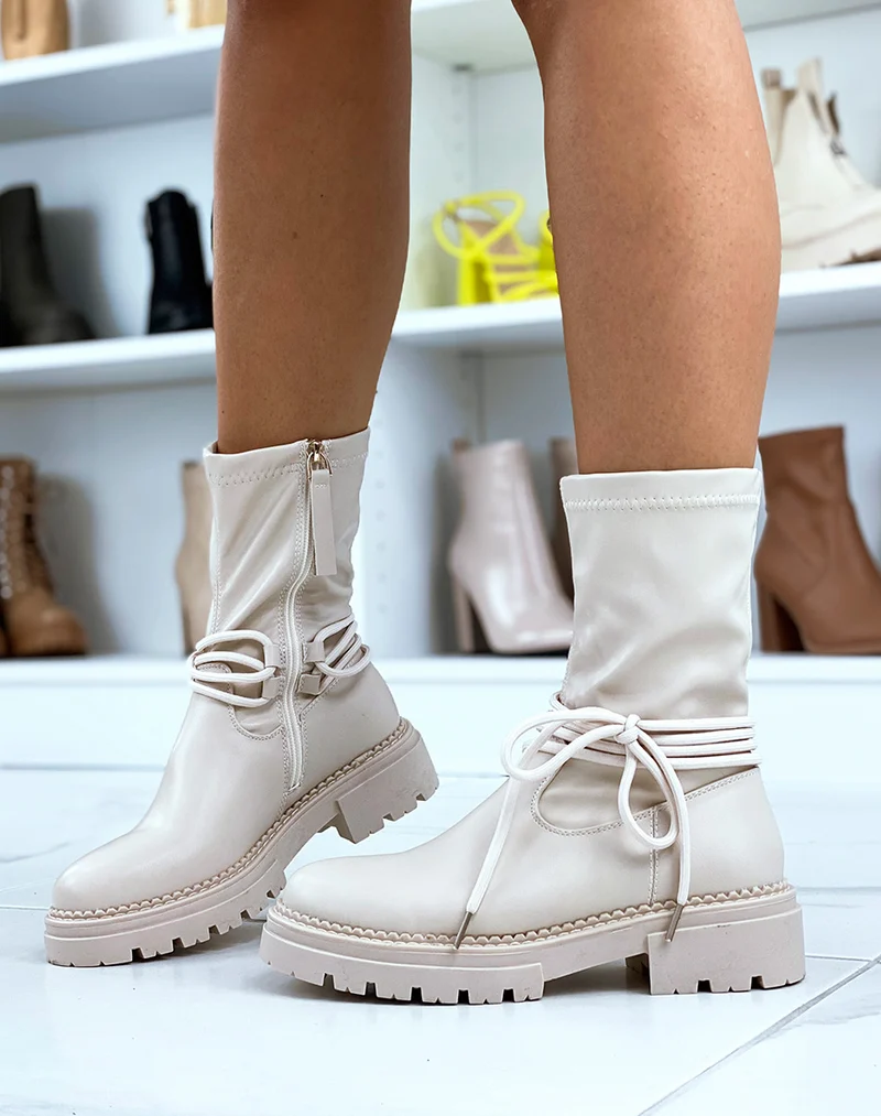Bottines beiges à lacets