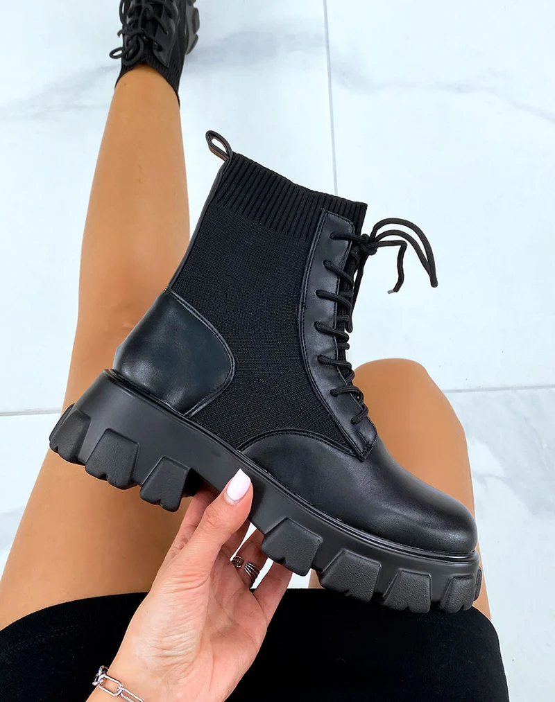 Bottines montantes noires effet chaussette à semelles crantées