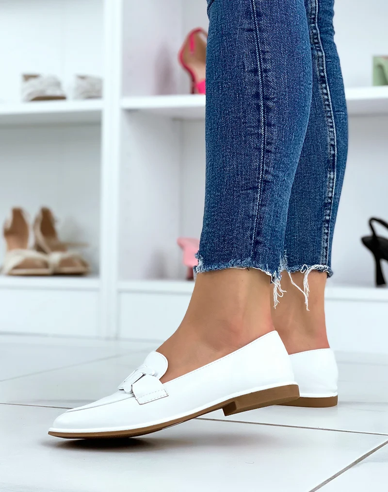 Mocassins blancs