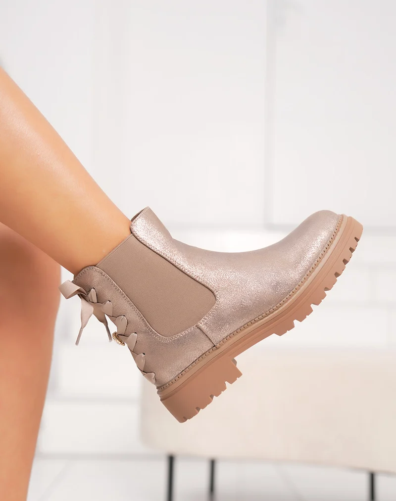 Bottines femme taupe irisées élégantes style chelsea avec nœud et détail cœur