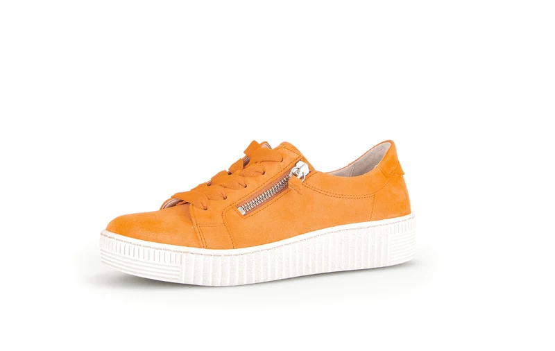Baskets orange en cuir velours