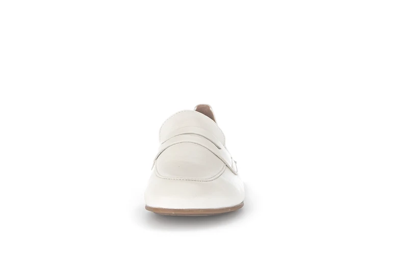 Mocassins ecrus en cuir