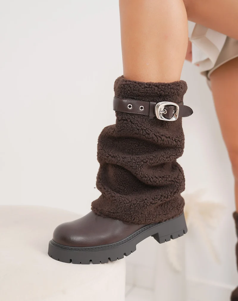Bottines femme marron élégantes à semelle crantée avec revers moumoute amovible