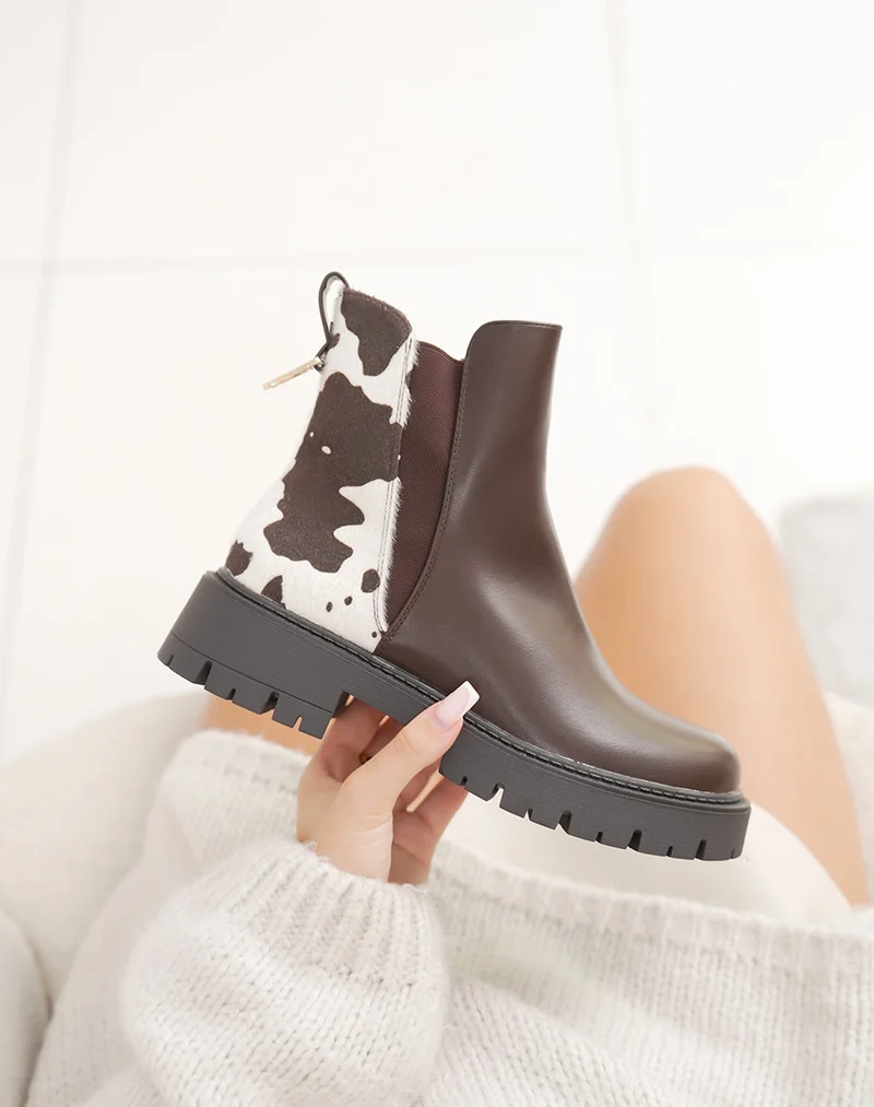 Bottines marron fourrées détails vachette