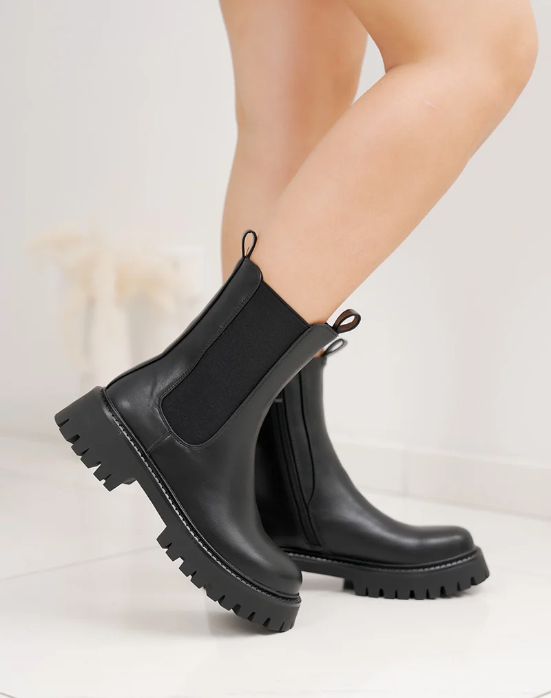 Bottine femme noire Chelsea à semelle épaisse crantée et talon confortable