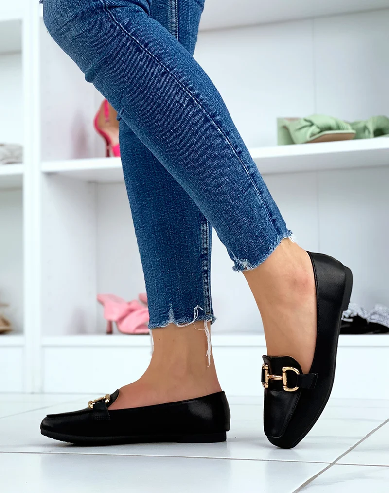 Mocassins noirs à double boucles dorées