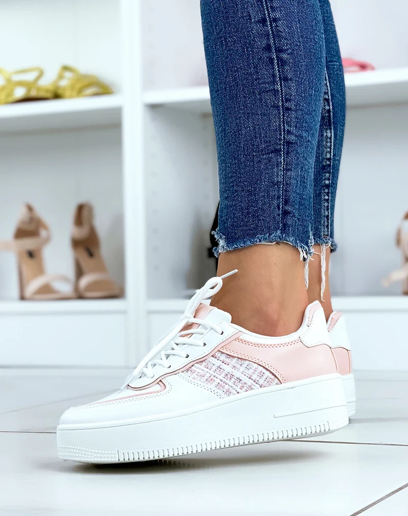 Baskets blanches et roses effet tweed
