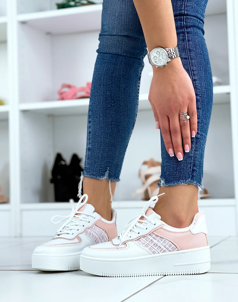 Baskets blanches et roses effet tweed