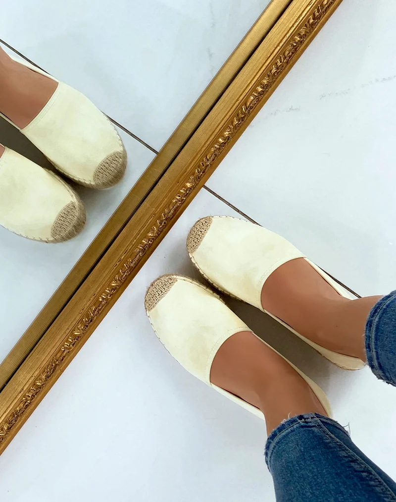 Espadrilles en jute et en suédine jaune pastel