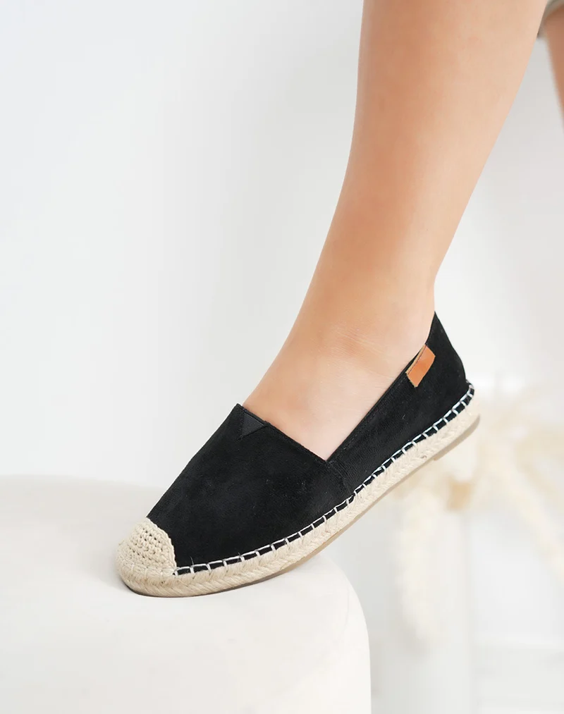 Espadrilles femme noires tendance en suédine avec bout corde tressée