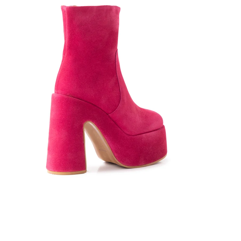 Daze Fuchsia Suede