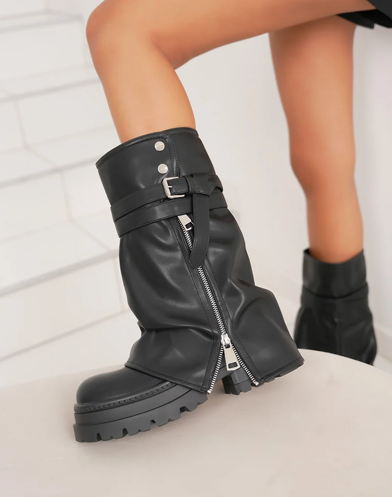 Bottines noires à revers avec triple semelle crantée et détails argentés