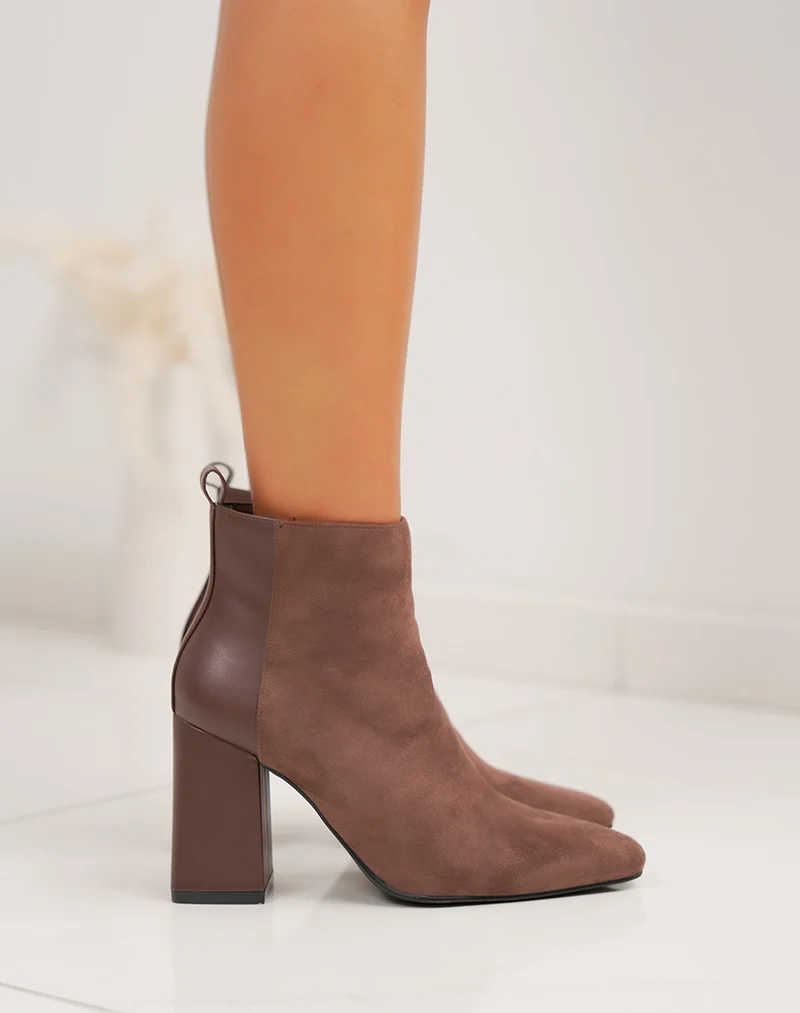 Bottines femme marron chic à talon haut épais et bout pointu en bi-matière