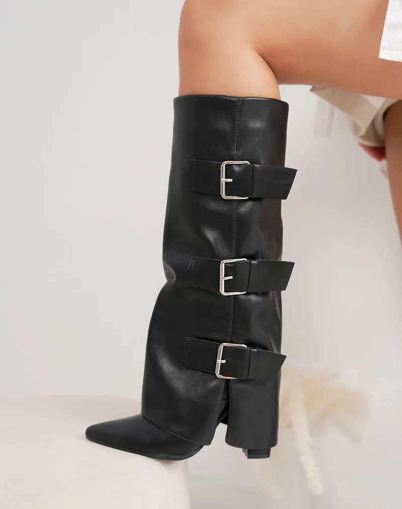 Bottes femme noires à revers avec triple lanière épaisse et talon haut