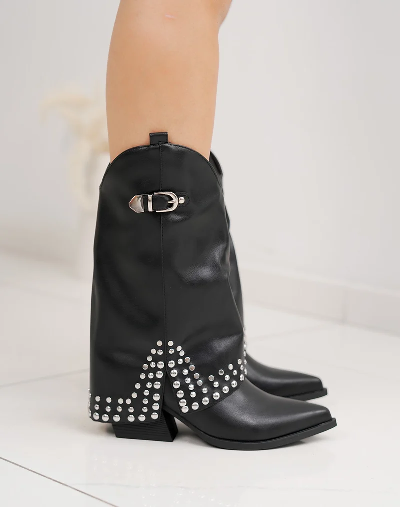 Bottines femme noires cloutées tendance à bout pointu et talon de 6cm