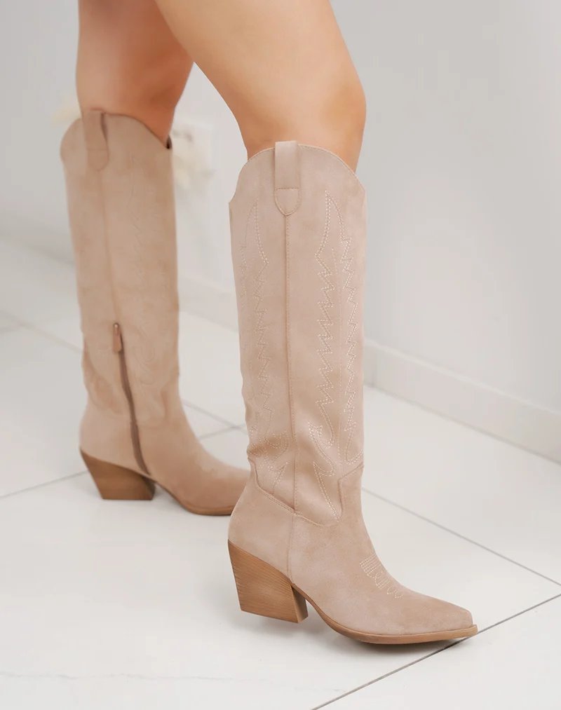 Bottes santiags femme beige en suédine brodée avec talon de 7cm