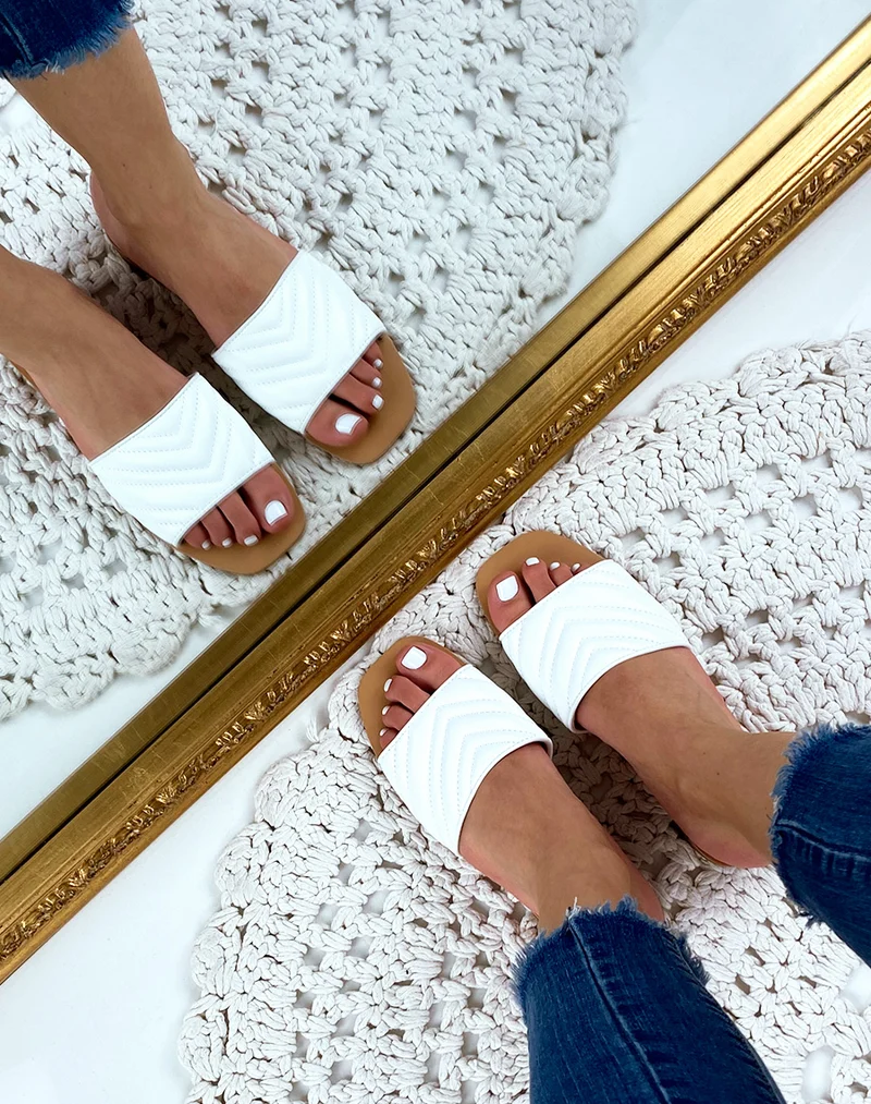Mule en simili cuir blanc