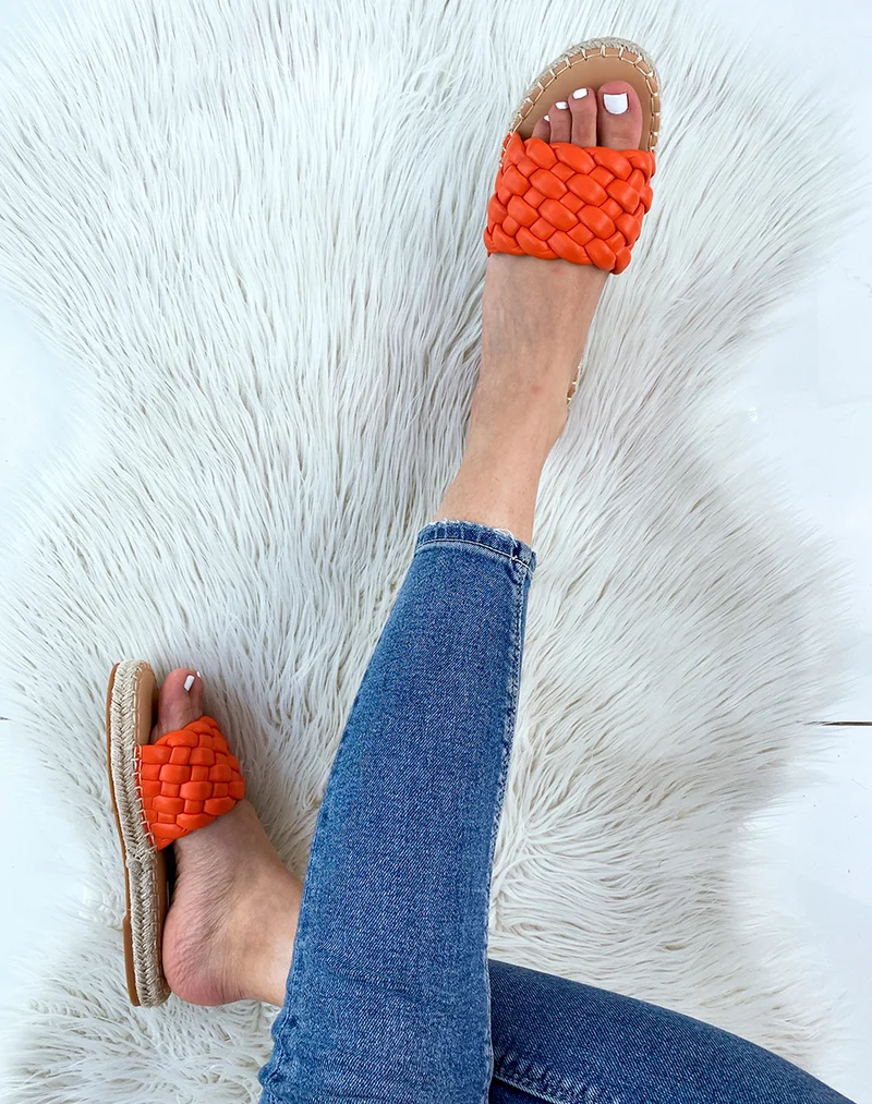 Mules oranges tressées à semelle en jute