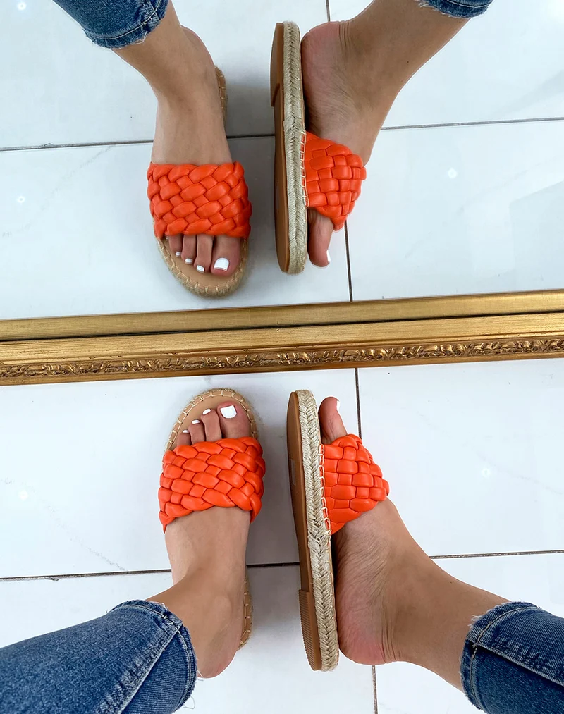Mules oranges tressées à semelle en jute