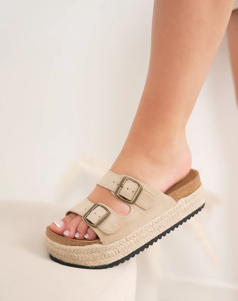 Mules femme beige FINDLAY confortables en suédine avec plateforme tressée 4 cm