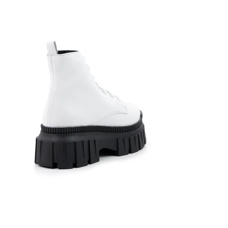 Hufflepuff White Leather