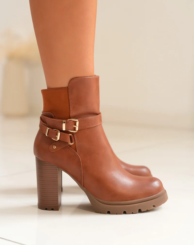 Bottines femme camel à talon bi-matière avec sangles dorées
