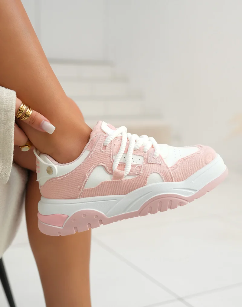 Baskets femme rose et blanche tendance effet déchiré à lacets corde