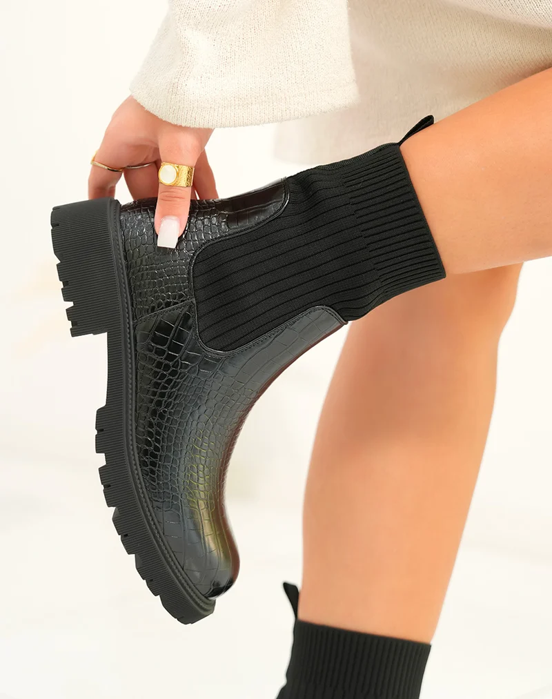 Bottines Chelsea noires effet serpent - Audace et élégance pour chaque femme