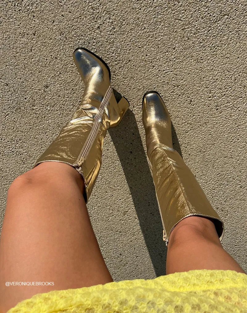 Bottes hautes noires à talon et bout carré arrondi