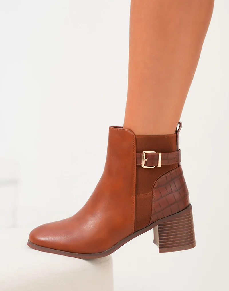 Bottines à talon camel bi-matières à sangle dorée