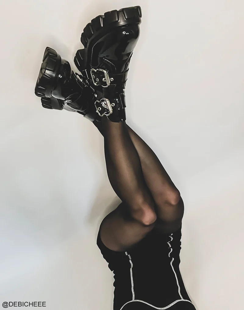Bottines noir oversize vernis