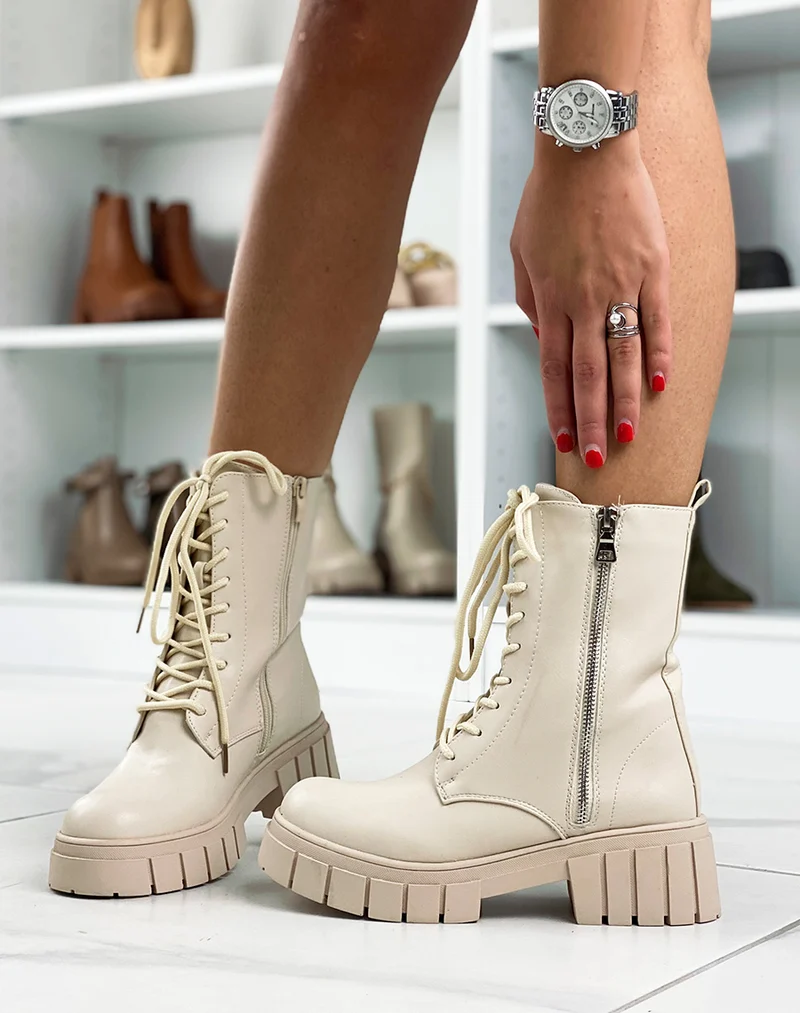 Bottines montantes beiges zipées talonnées
