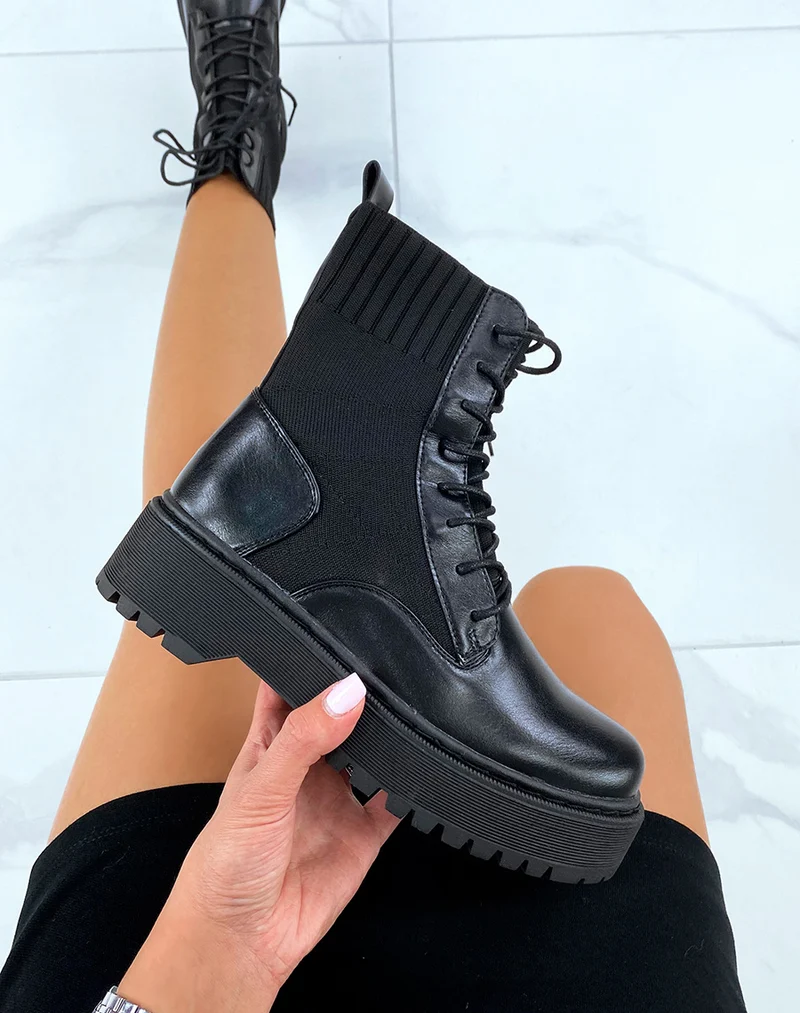 Bottines chaussettes noires à semelle épaisse
