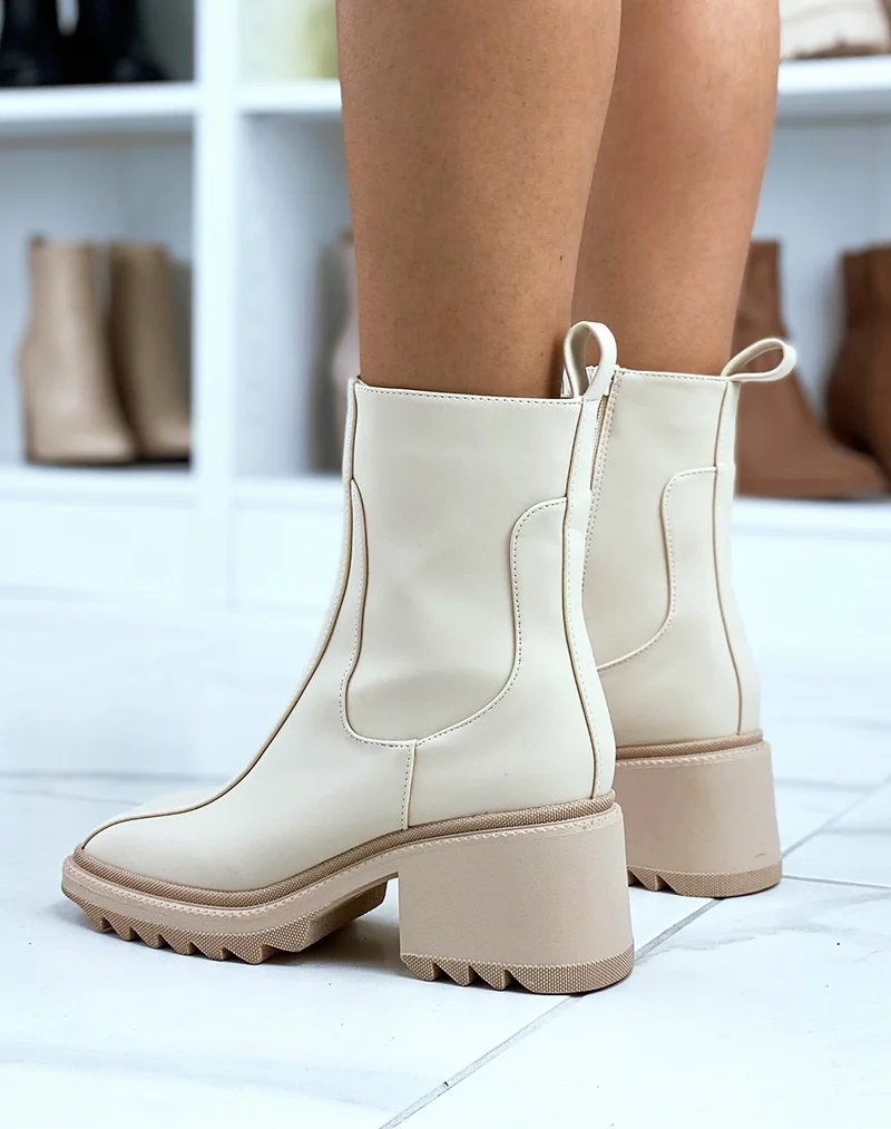 Bottines à talon beiges gommées avec surpiqures