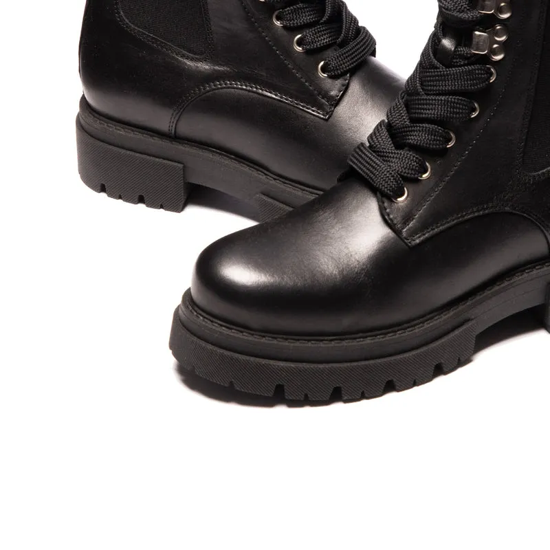 Jarry Black Leather