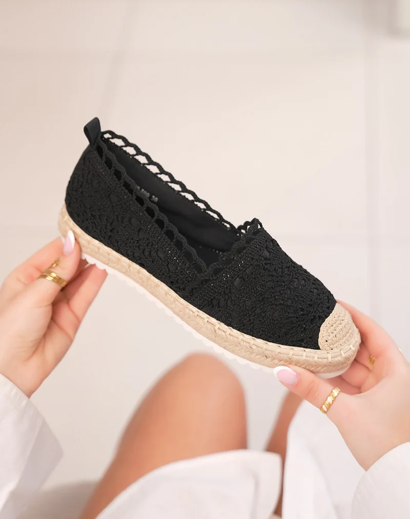 Espadrilles femme noires élégantes en dentelle avec semelle en jute tressée