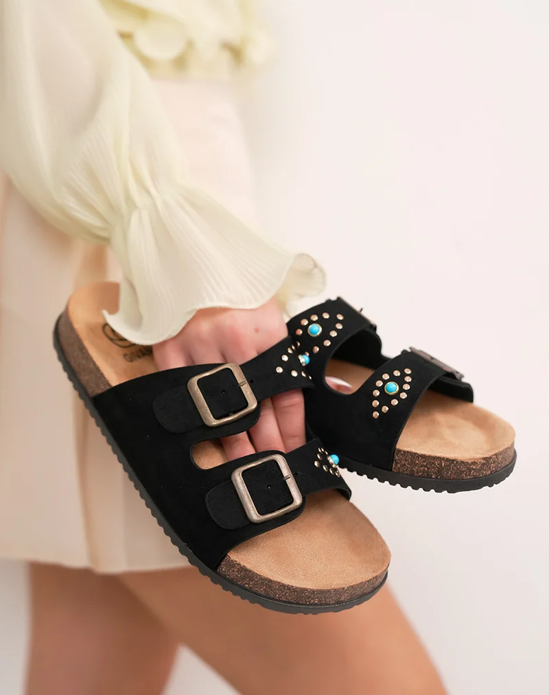 Mules femme noires tendance avec brides à bijoux œil doré et bleu