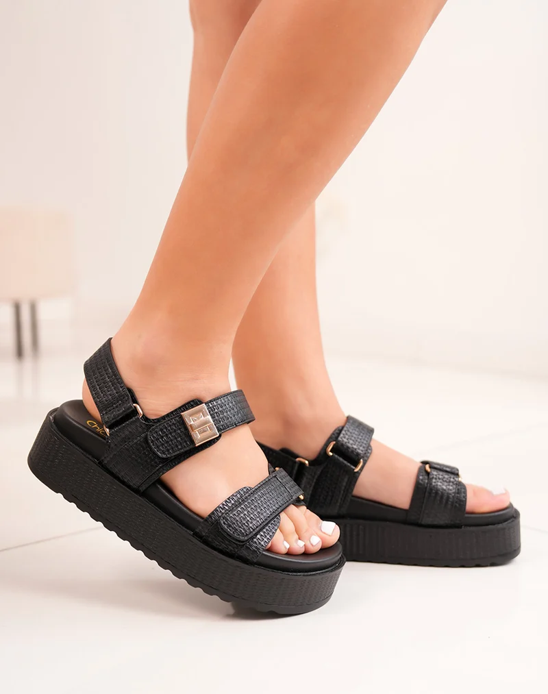 Sandales femme noires effet tissé à semelle épaisse