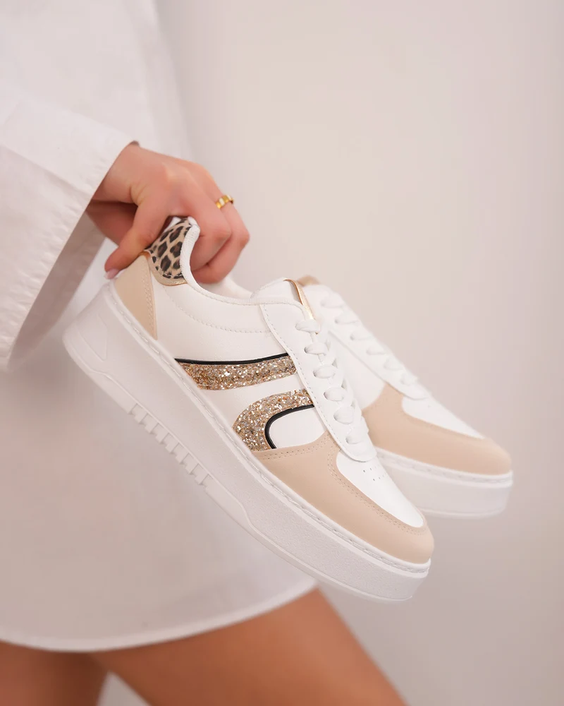 Basket beige femme avec détails léopard et paillettes dorées