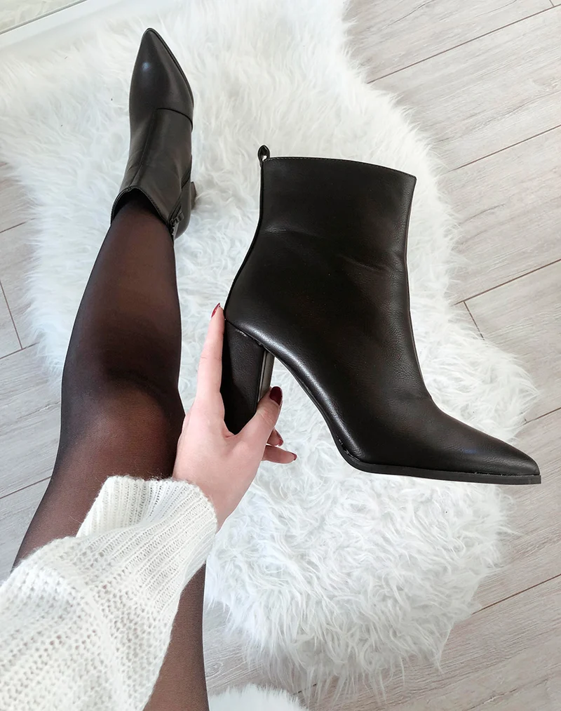 Bottines à bout pointu effet simili-cuir
