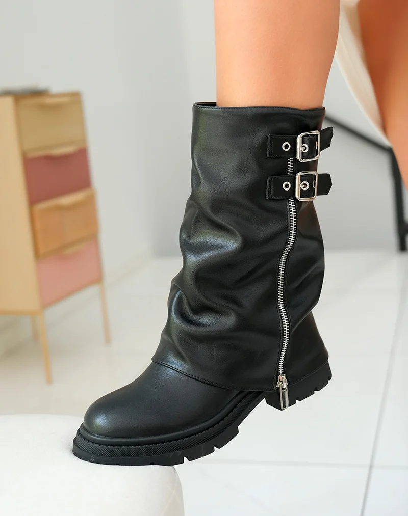 Bottines Noires Femme à Semelle Crantée avec Détails Boucles
